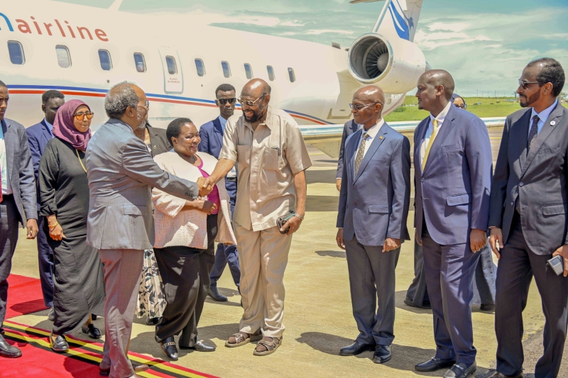 SOMALIA’S LEADER HASSAN SHEIKH MOHAMUD ARRIVES IN UGANDA